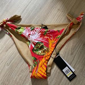 Dolce Vita swimsuit bottoms